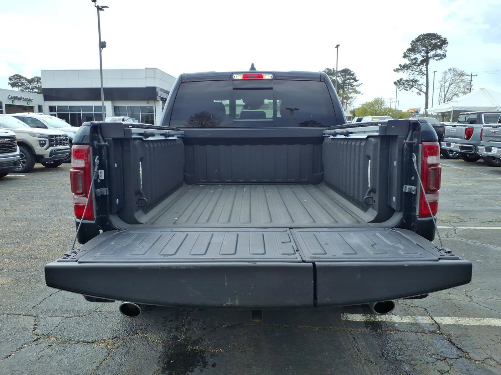 Used 2020 RAM 1500 Limited image 5