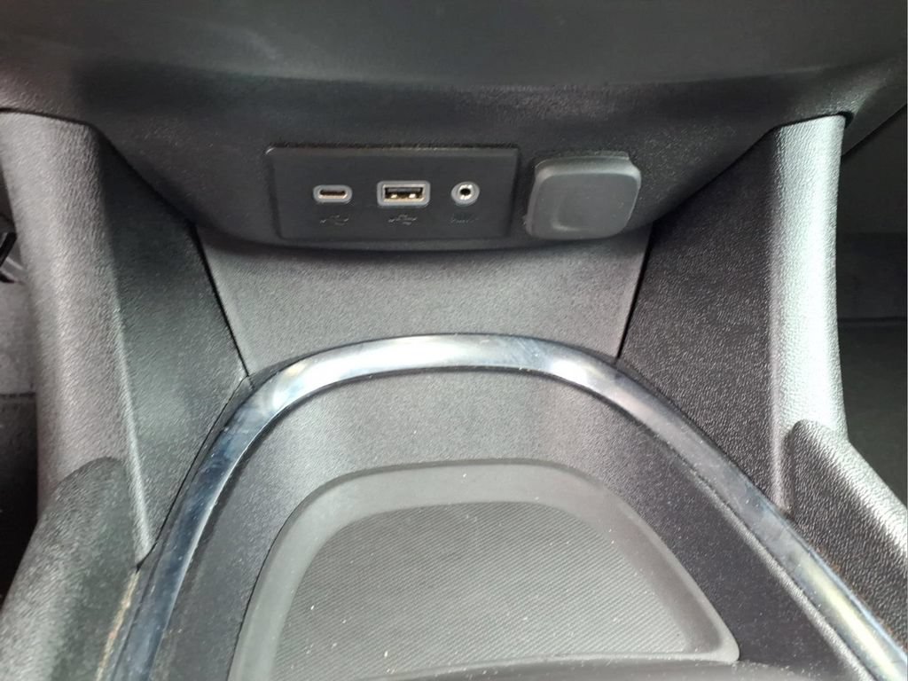 Used 2024 Chevrolet Malibu LT FWD image 12