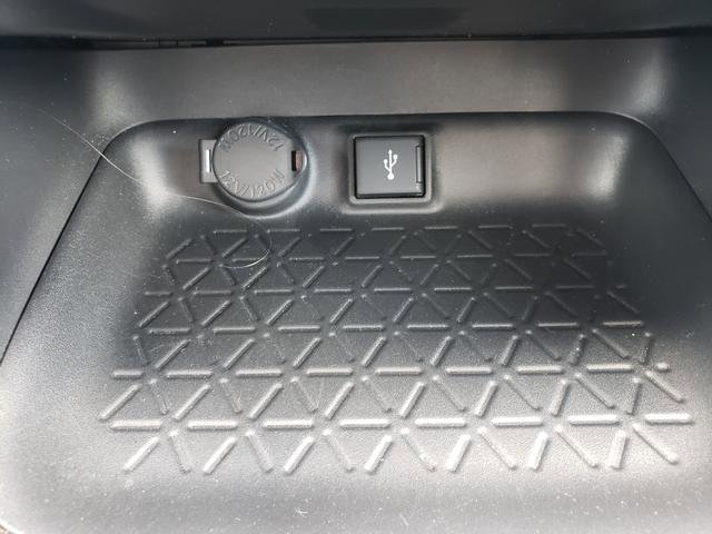 Used 2021 Toyota RAV4 XLE image 21