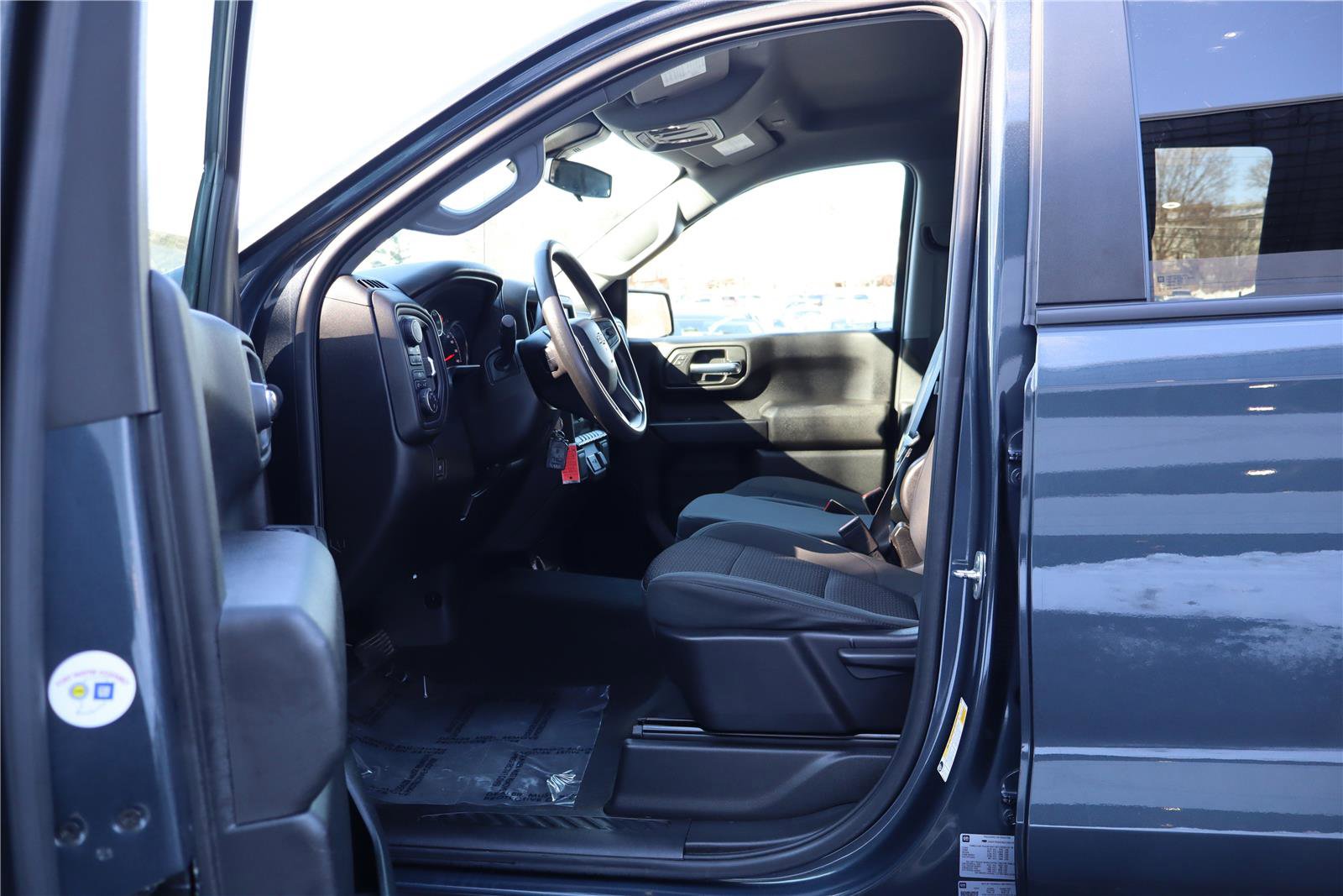 Used 2022 Chevrolet Silverado 1500 Custom Trail Boss w/ Safety Confidence Package image 16