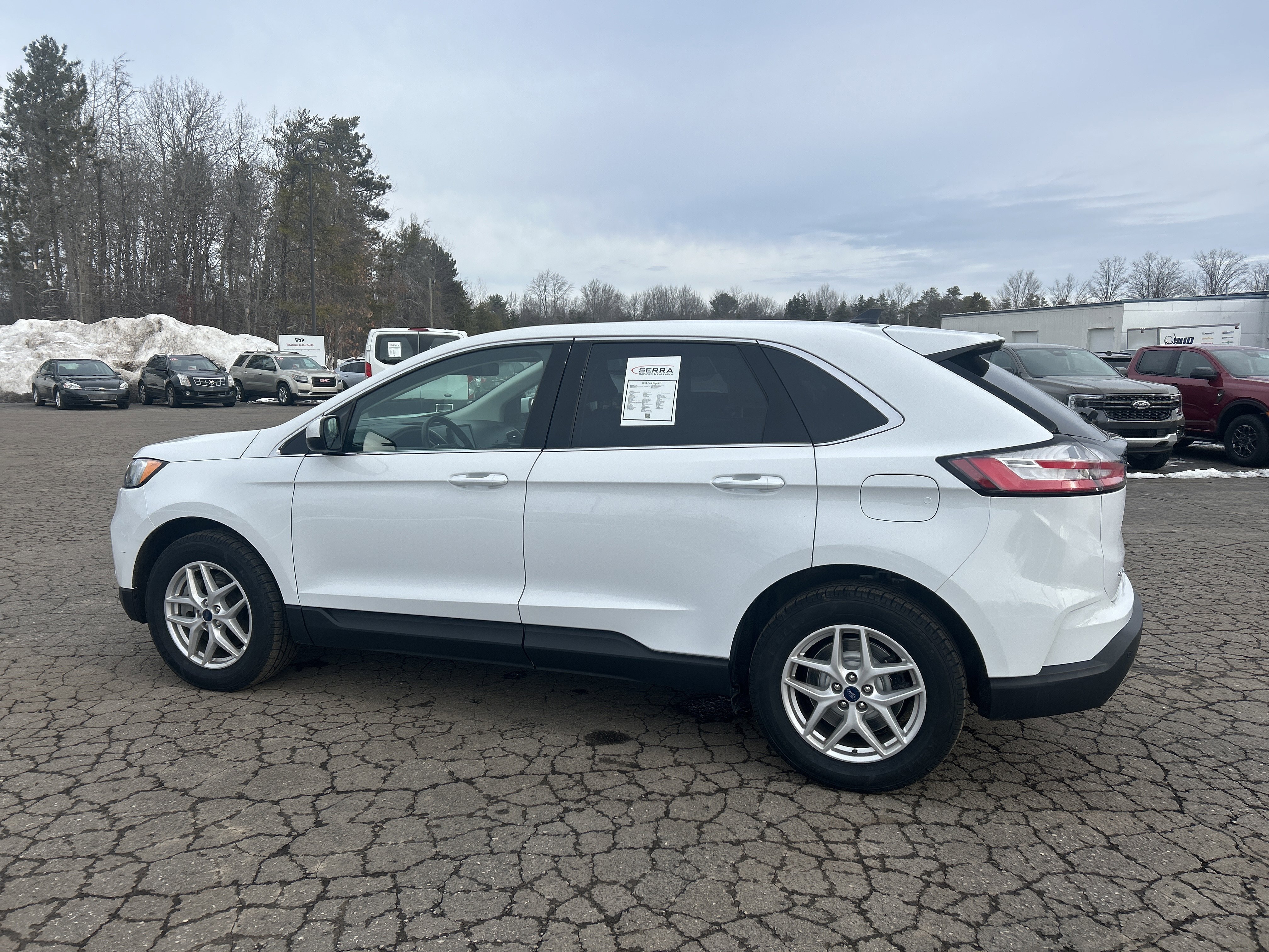 Certified 2022 Ford Edge SEL image 6