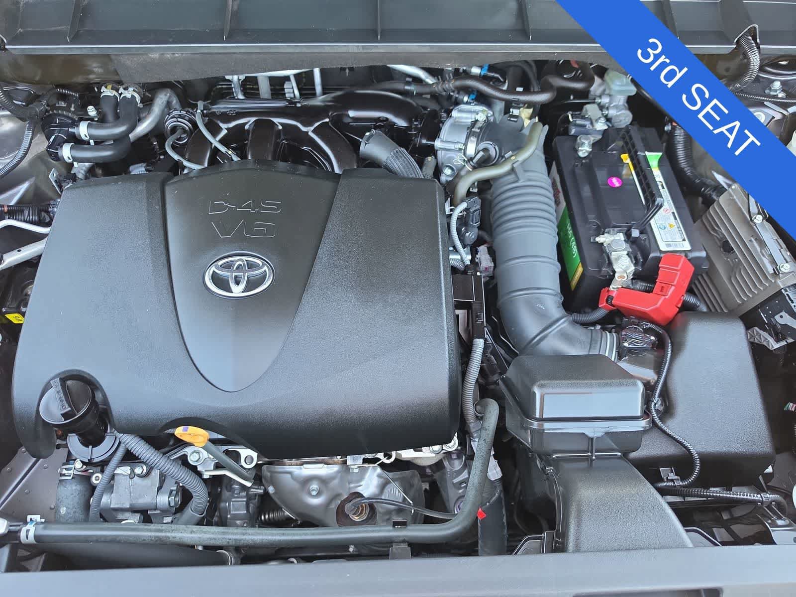 Used 2021 Toyota Highlander LE FWD image 13