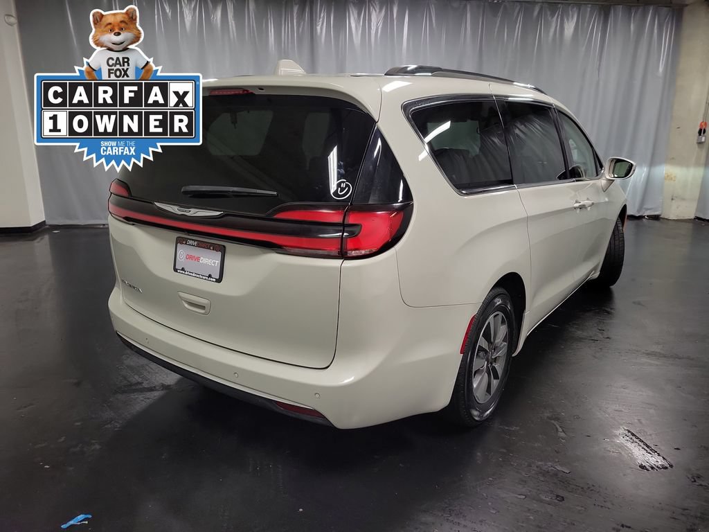 Used 2021 Chrysler Pacifica Touring-L FWD image 8