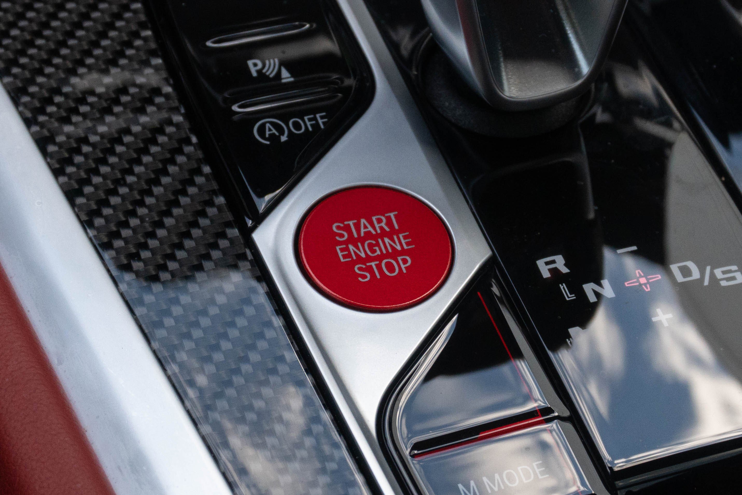 Used 2026 BMW X6 M Competition w/ Executive Package image 29