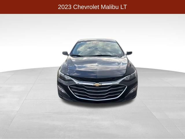 Used 2023 Chevrolet Malibu LT image 2