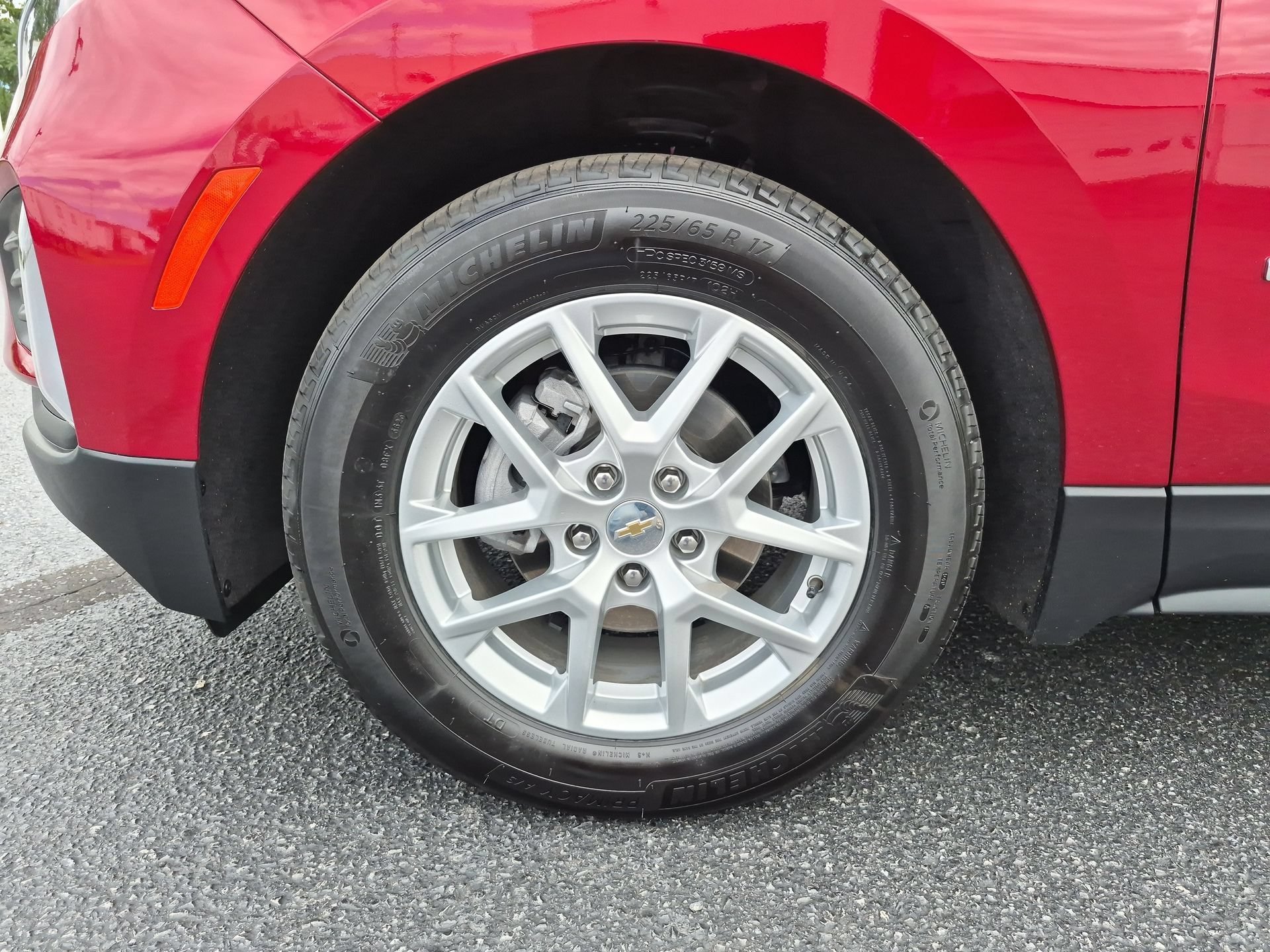 Certified 2024 Chevrolet Equinox LT FWD image 33