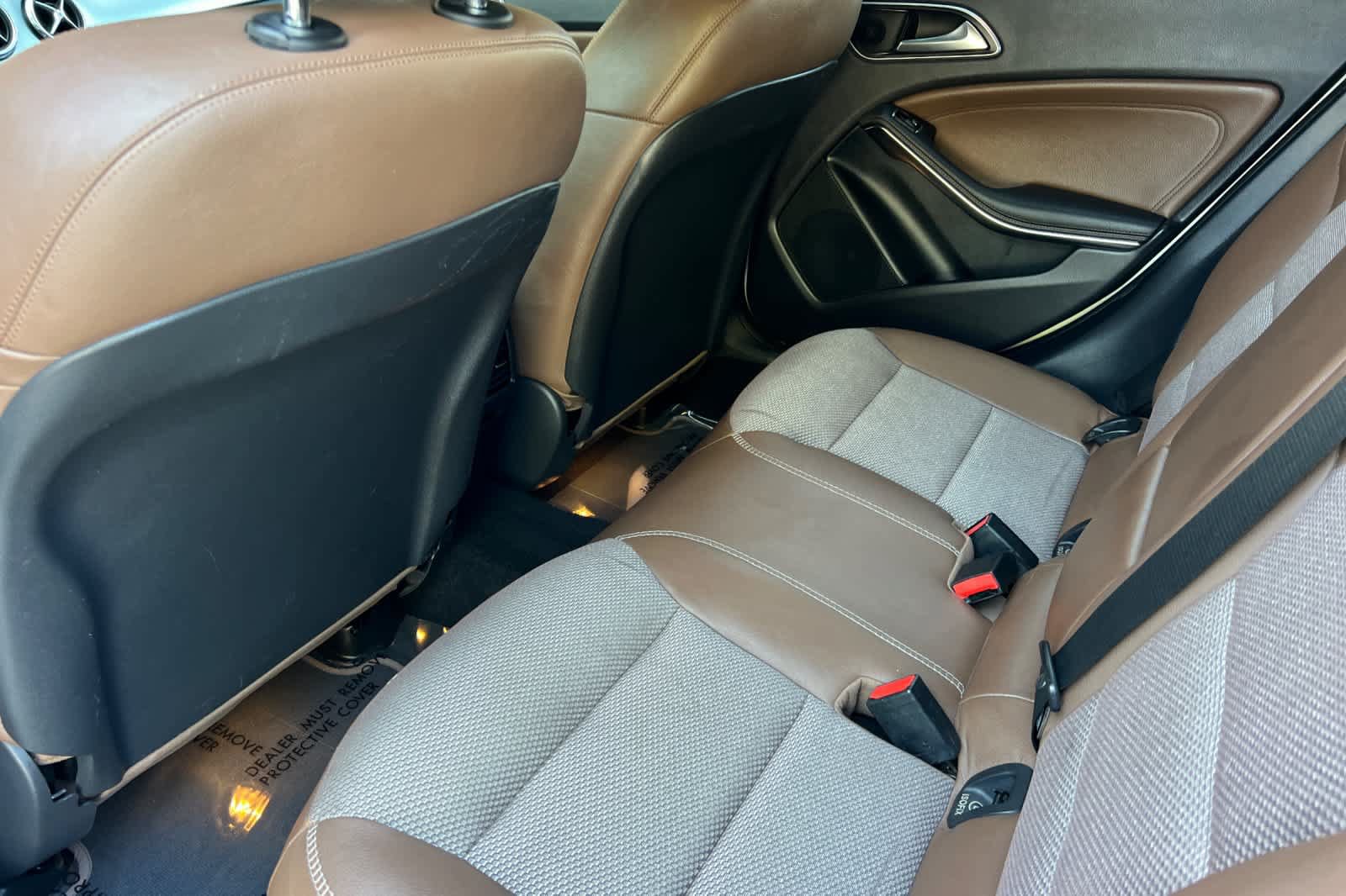 Used 2015 Mercedes-Benz GLA 250 4MATIC image 4