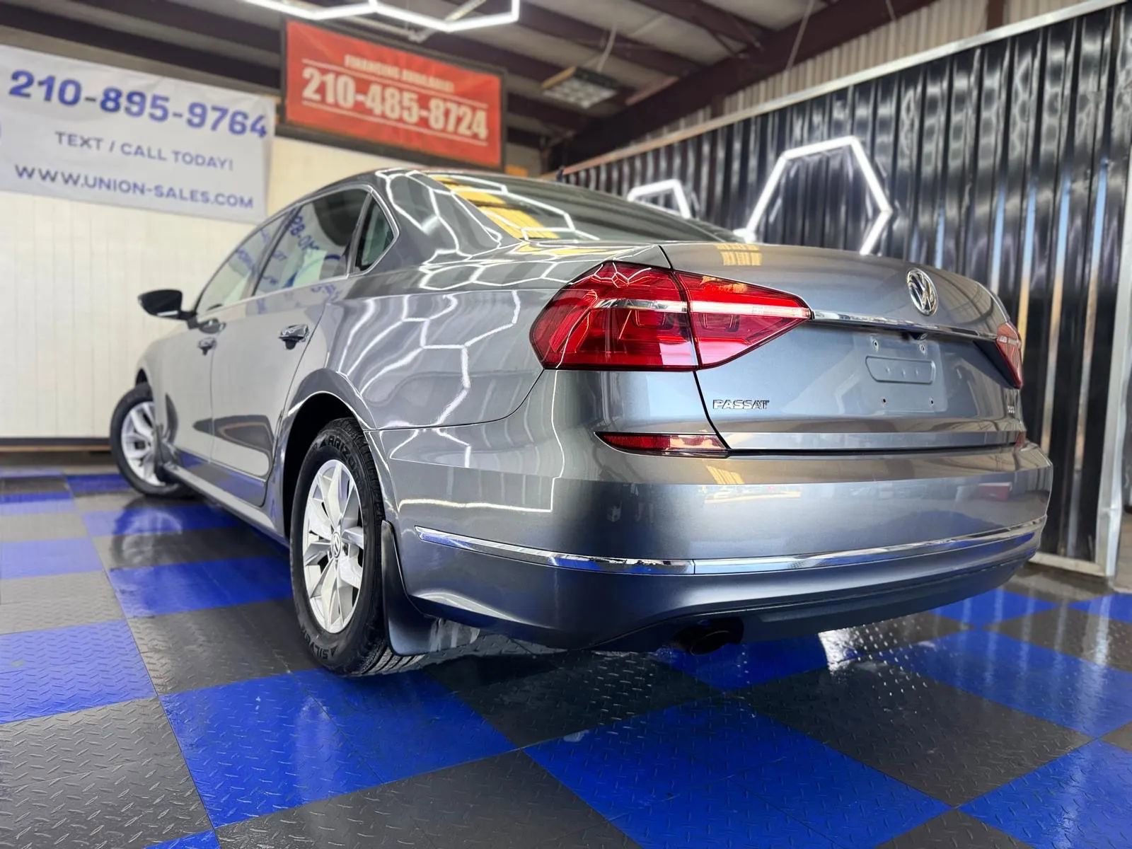 Used 2016 Volkswagen Passat 1.8T S image 22