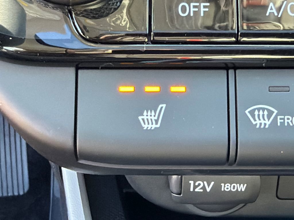 New 2026 Hyundai Elantra Limited image 30