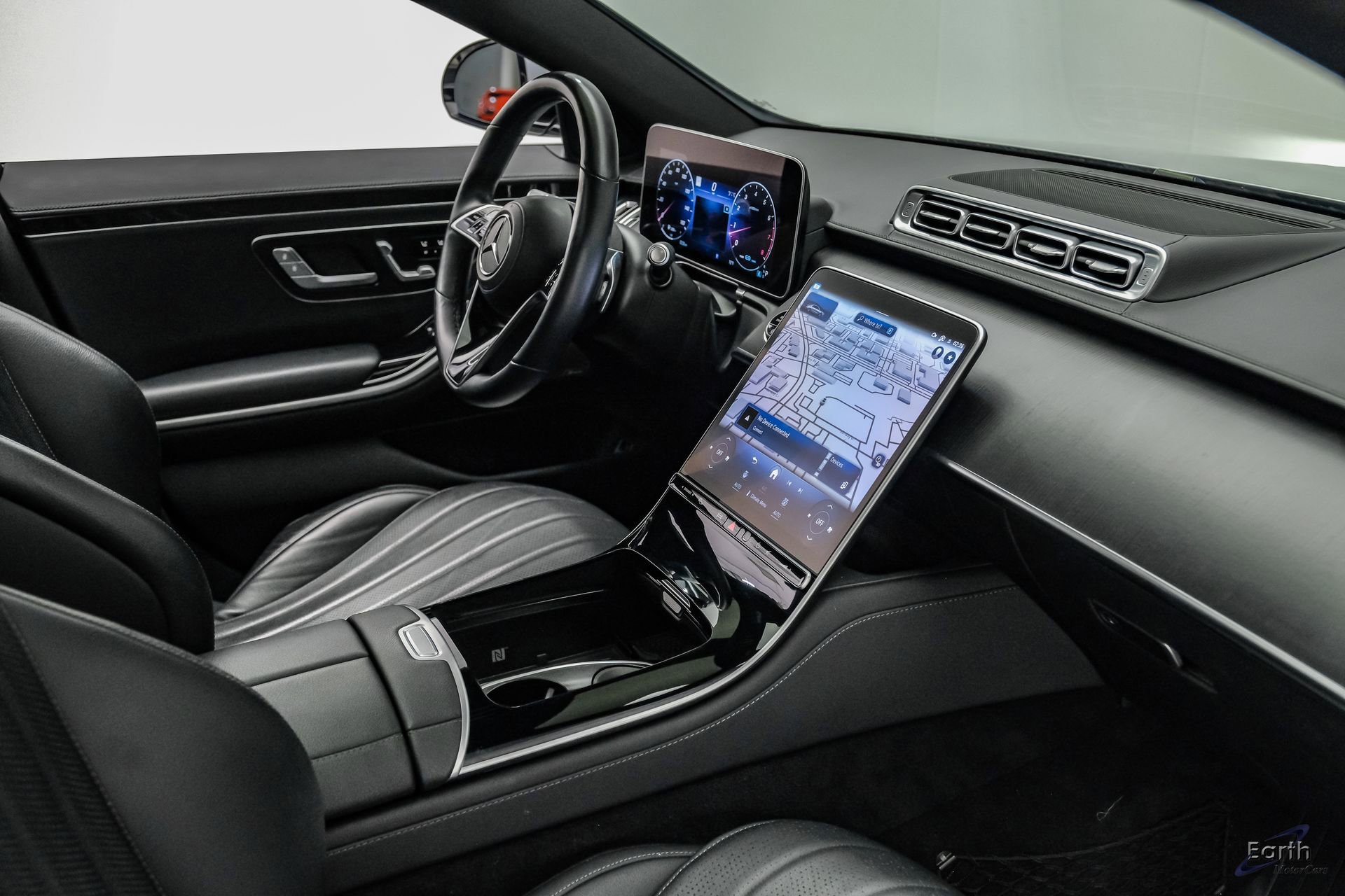 Used 2022 Mercedes-Benz S 580 4MATIC Sedan w/ AMG Line Package image 58