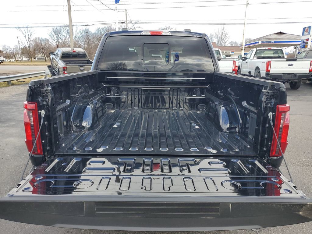 New 2026 Ford F150 XLT w/ Equipment Group 302A MID image 32