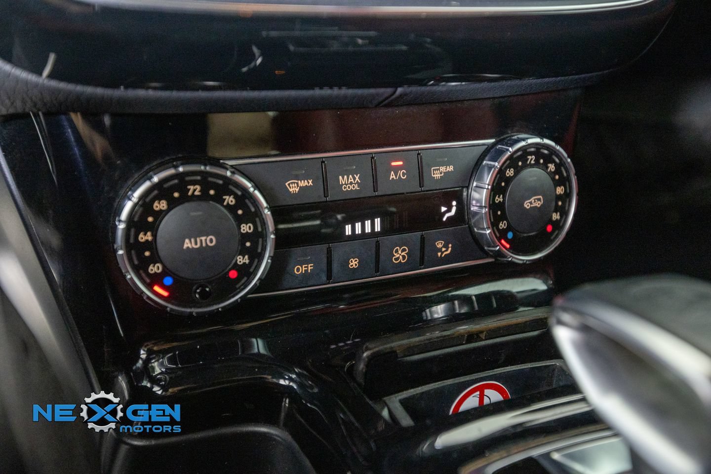 Used 2013 Mercedes-Benz G 63 AMG 4MATIC image 25