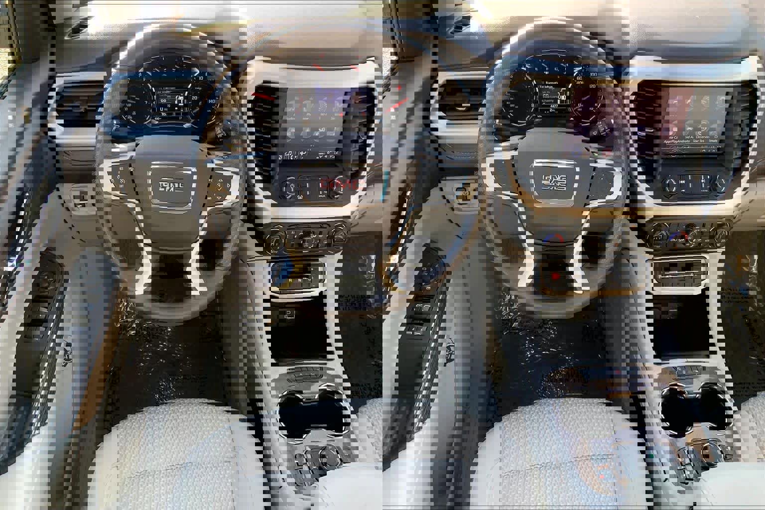 Used 2023 GMC Acadia SLE w/ Driver Convenience Package image 6