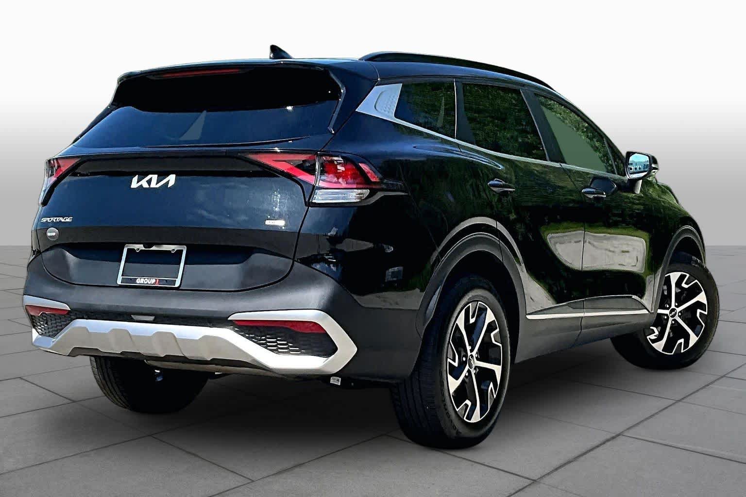 Used 2023 Kia Sportage EX w/ EX Premium Package AWD/4WD image 13