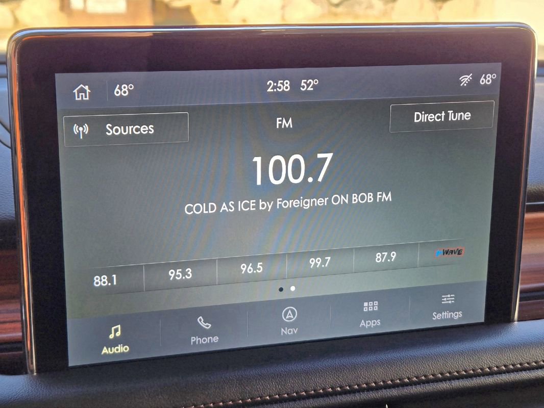 Used 2024 Lincoln Aviator Reserve image 30