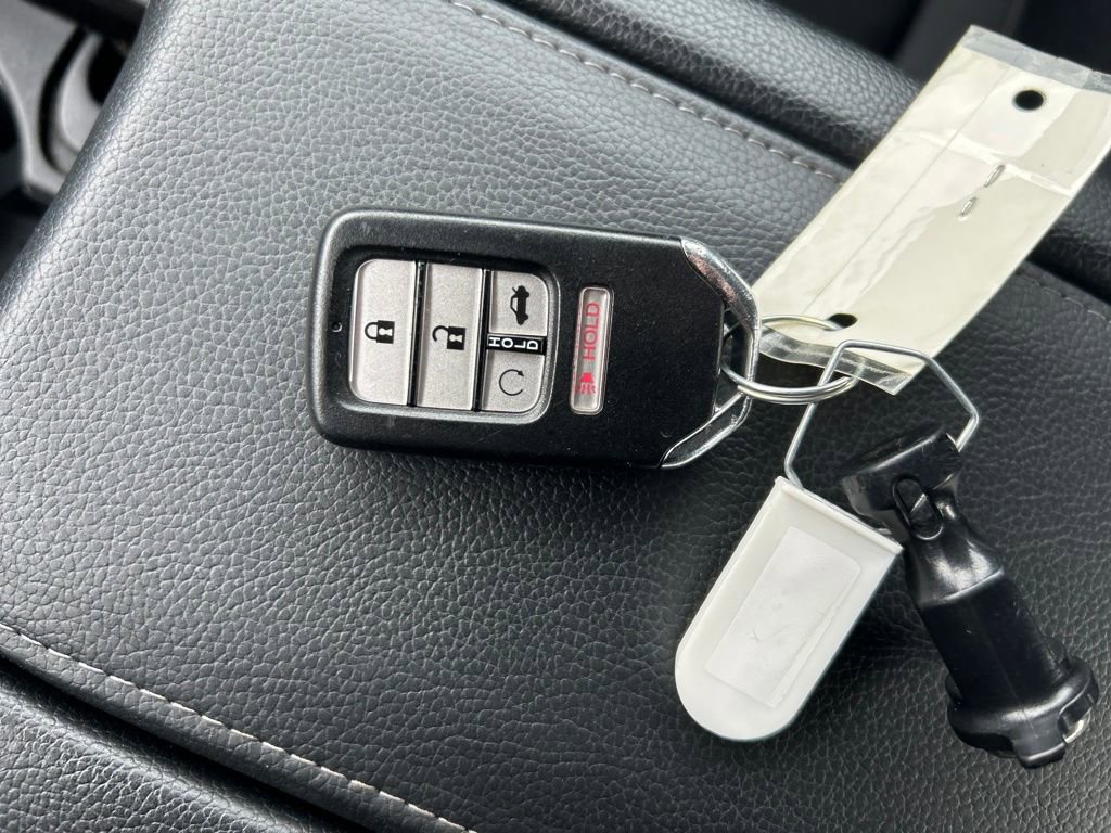 Used 2019 Honda Civic Sport image 28