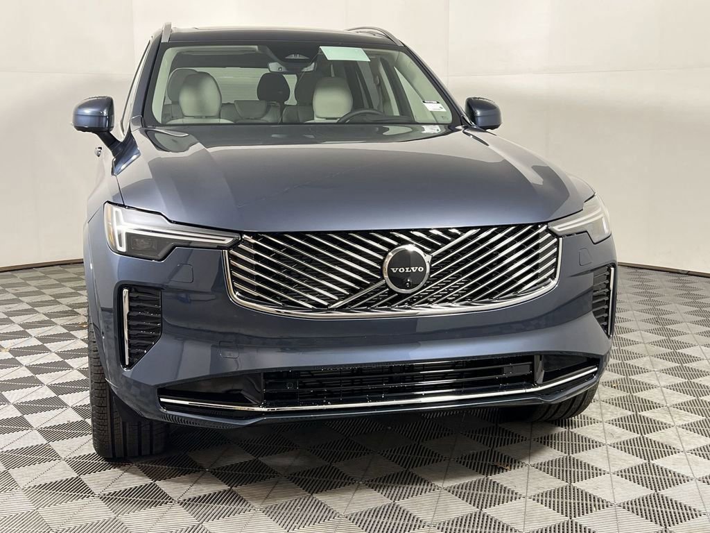New 2026 Volvo XC90 B6 Ultra w/ Protection Package image 3