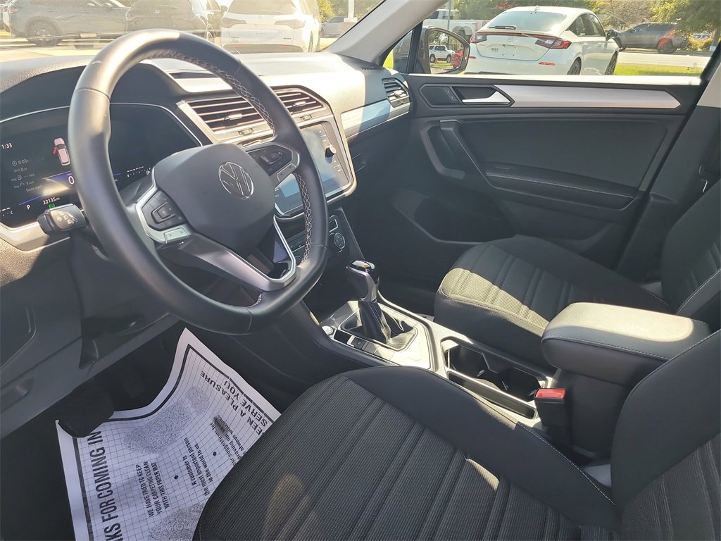 Used 2024 Volkswagen Tiguan S image 10