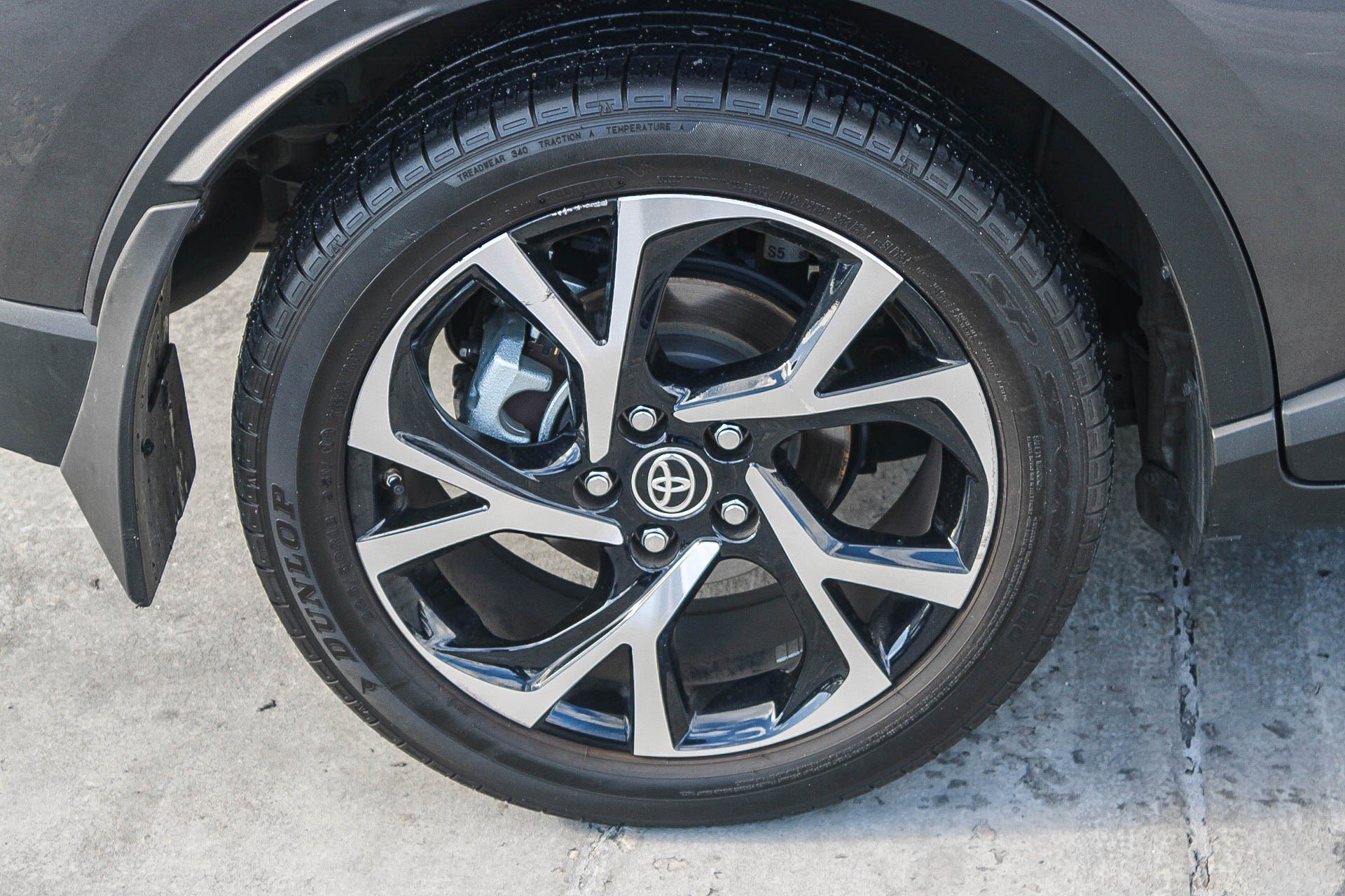 Certified 2021 Toyota C-HR XLE image 12