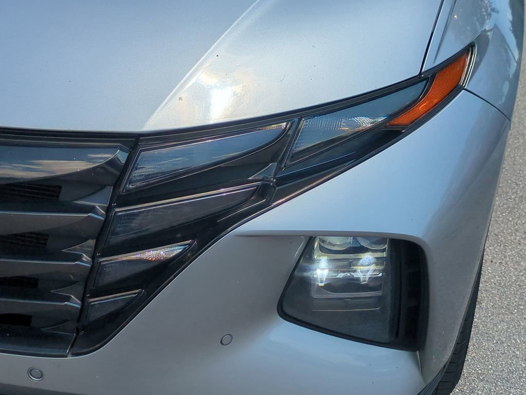 Used 2022 Hyundai Tucson Limited w/ Cargo Package FWD image 11