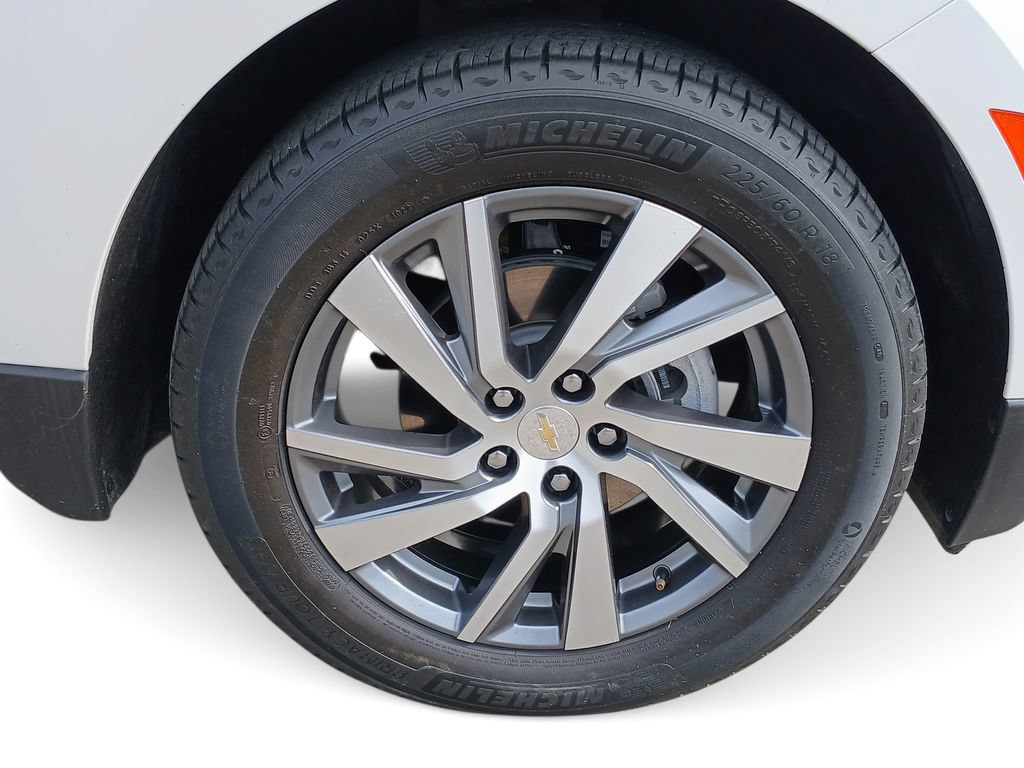 Certified 2022 Chevrolet Equinox Premier w/ LPO, Floor Liner Package FWD image 34
