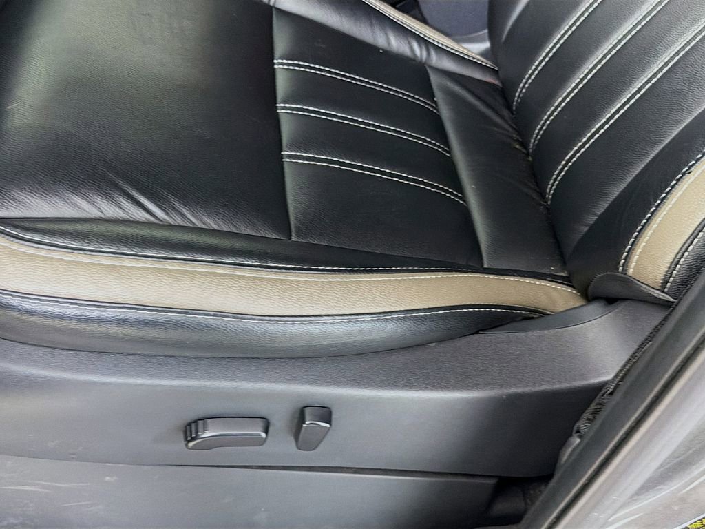Used 2022 Nissan Frontier SV RWD image 21