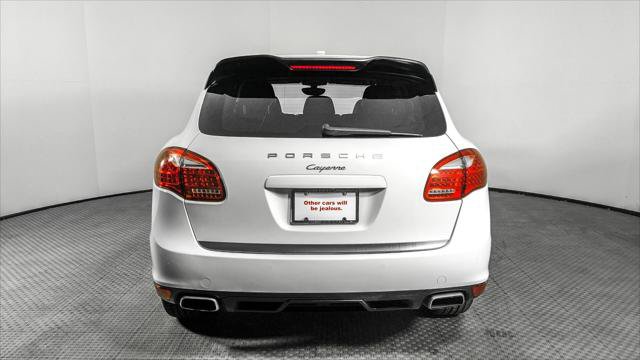 Used 2014 Porsche Cayenne Platinum Edition AWD/4WD image 6