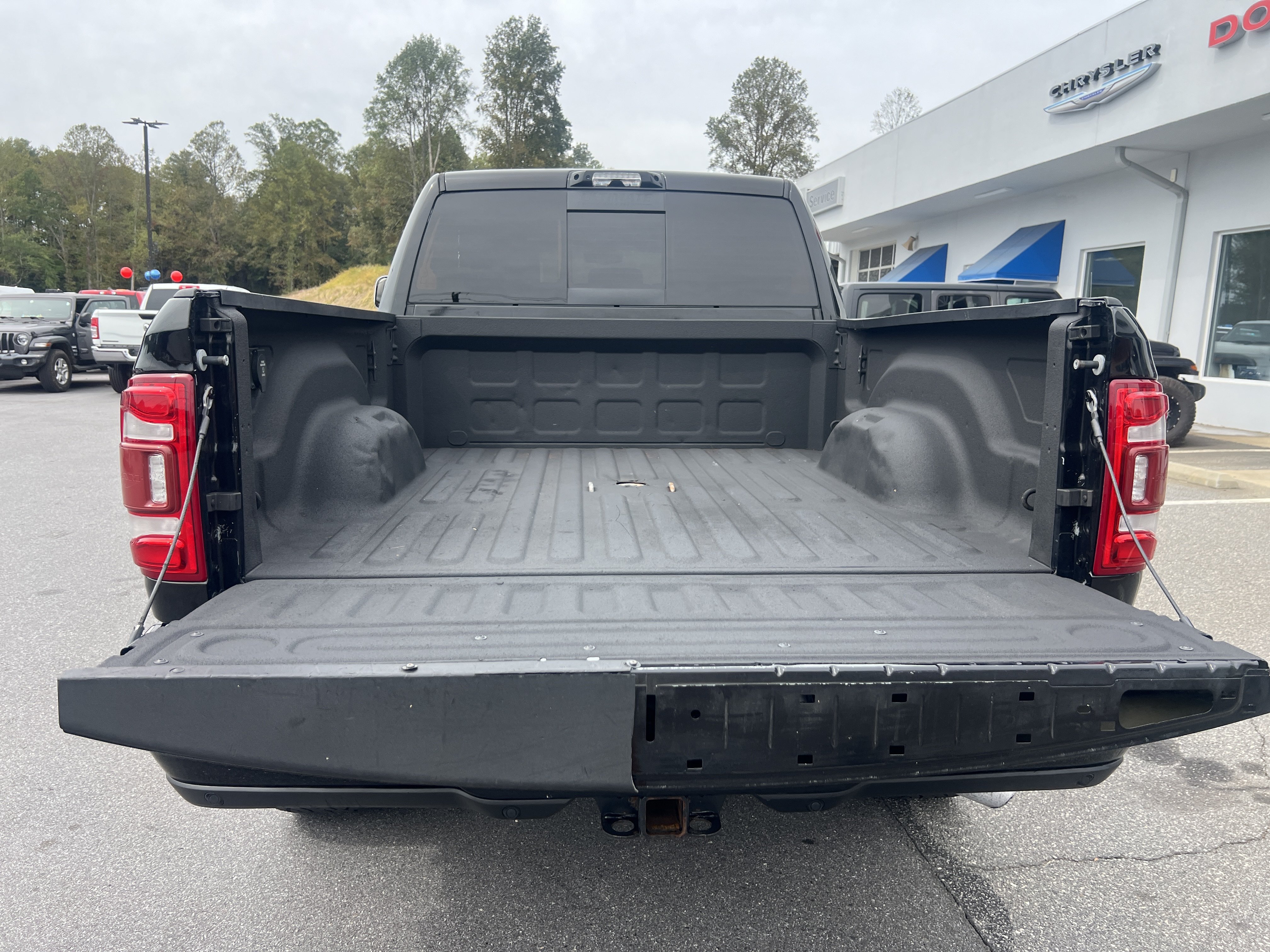 Used 2022 RAM 2500 Laramie AWD/4WD image 7