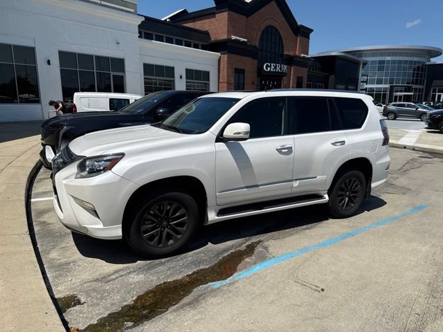 Used 2017 Lexus GX 460 w/ Navigation Package AWD/4WD image 1