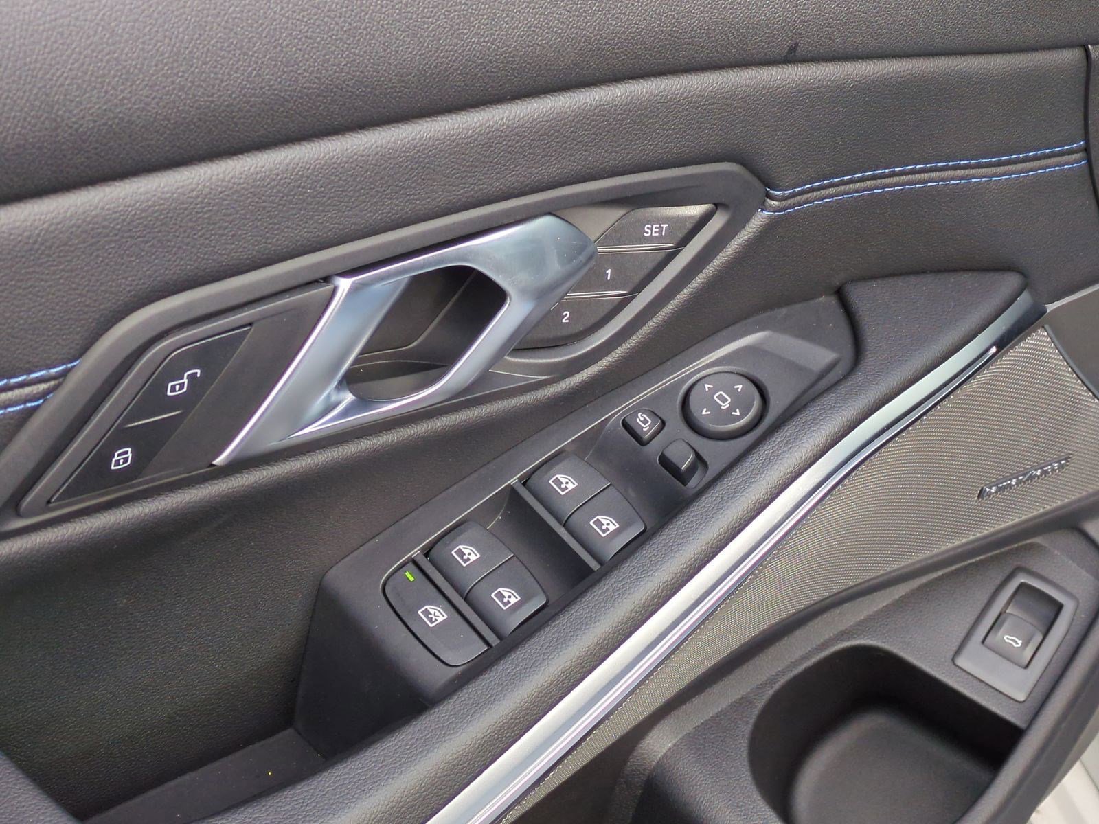 Used 2026 BMW 330i Sedan image 15