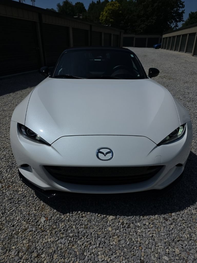 Certified 2024 MAZDA MX-5 Miata Club RWD image 12