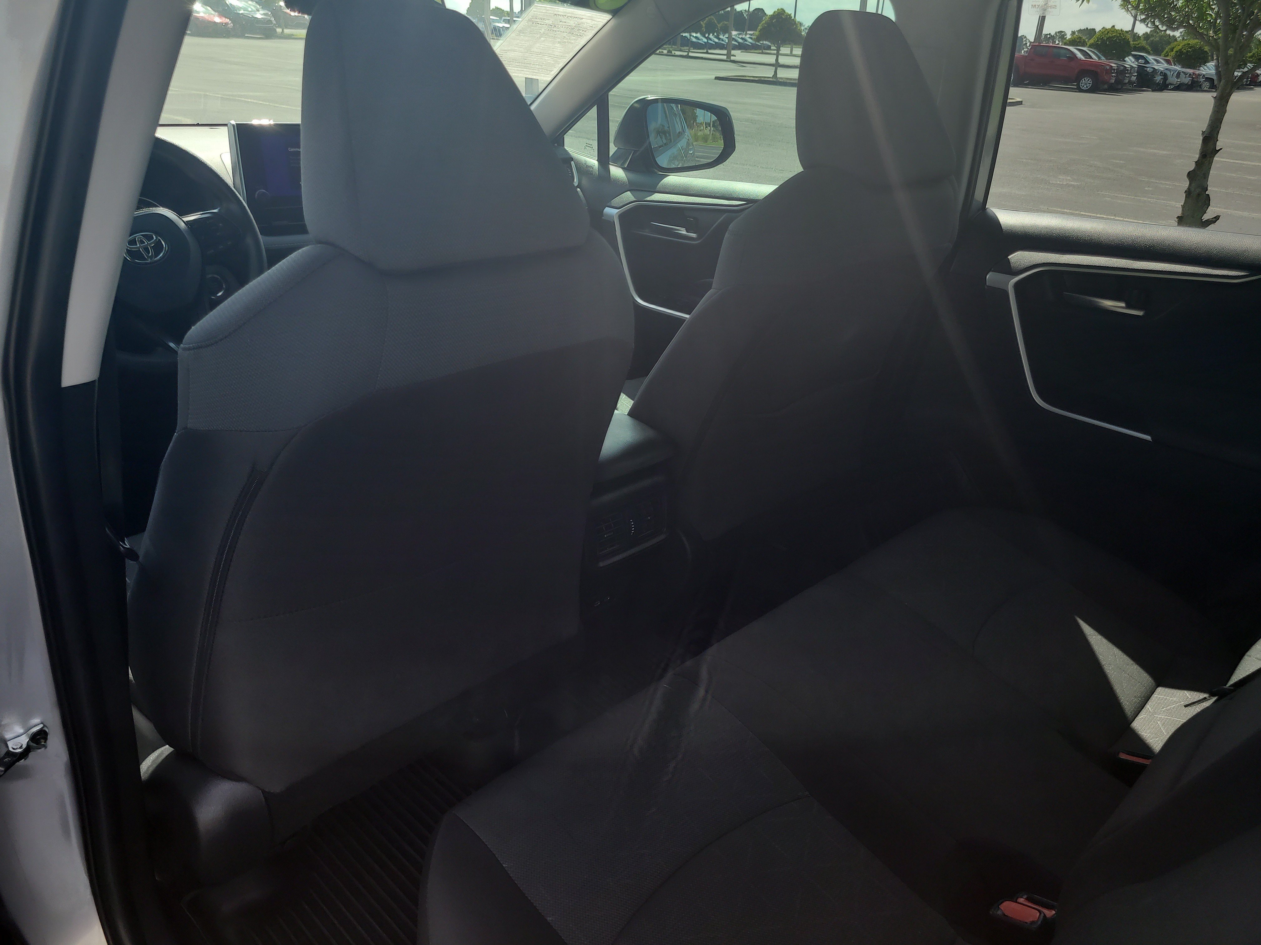 Certified 2025 Toyota RAV4 XLE FWD image 13