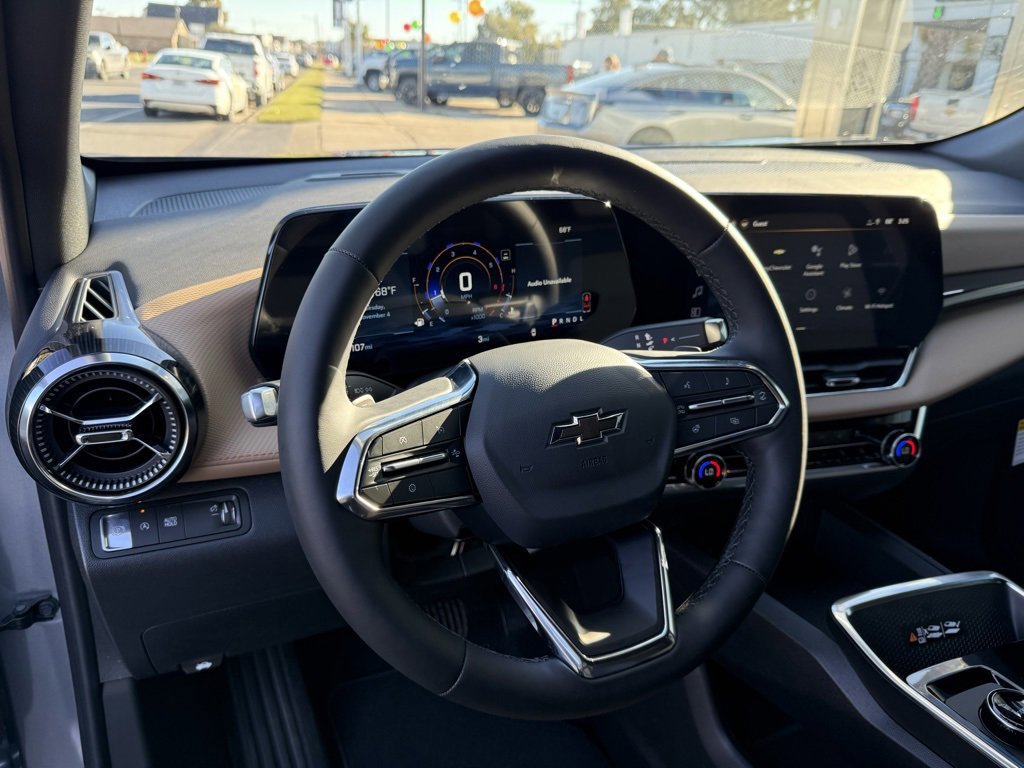 New 2026 Chevrolet Equinox ACTIV w/ Convenience Package III image 7