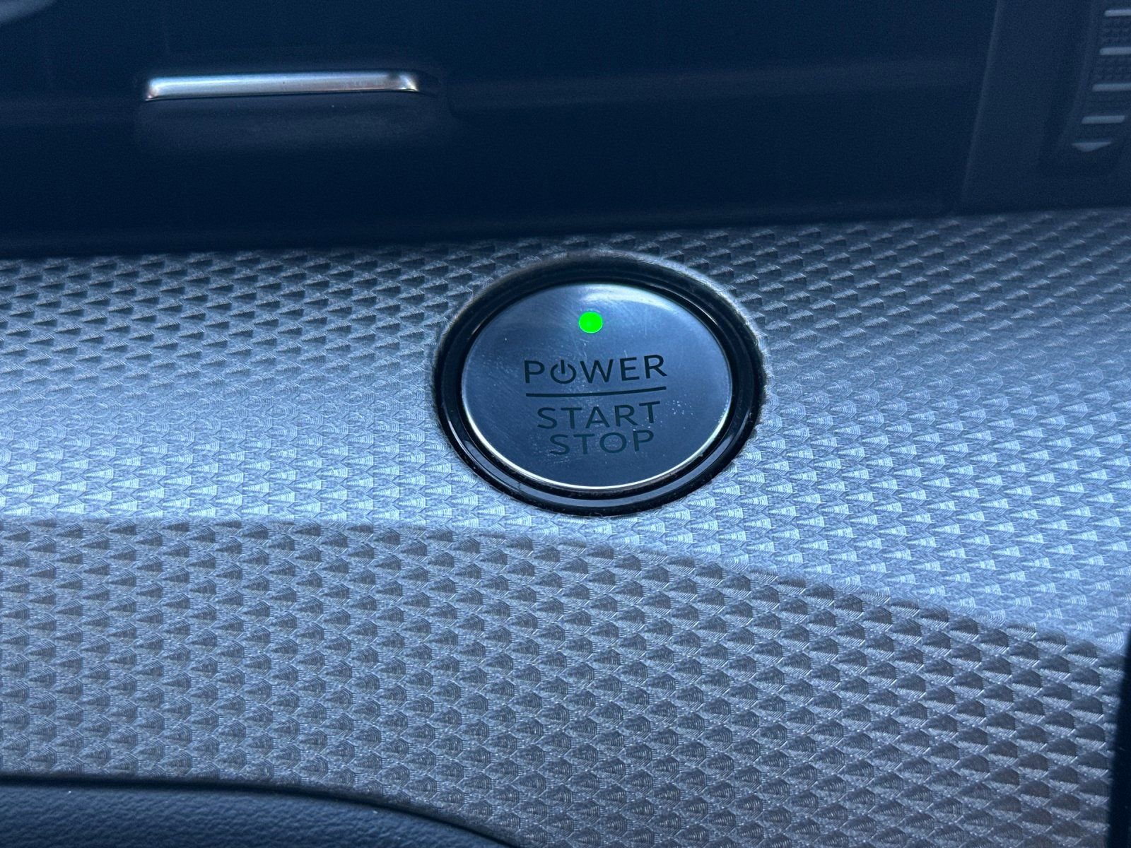 Used 2021 Ford Mustang Mach-E Select image 25