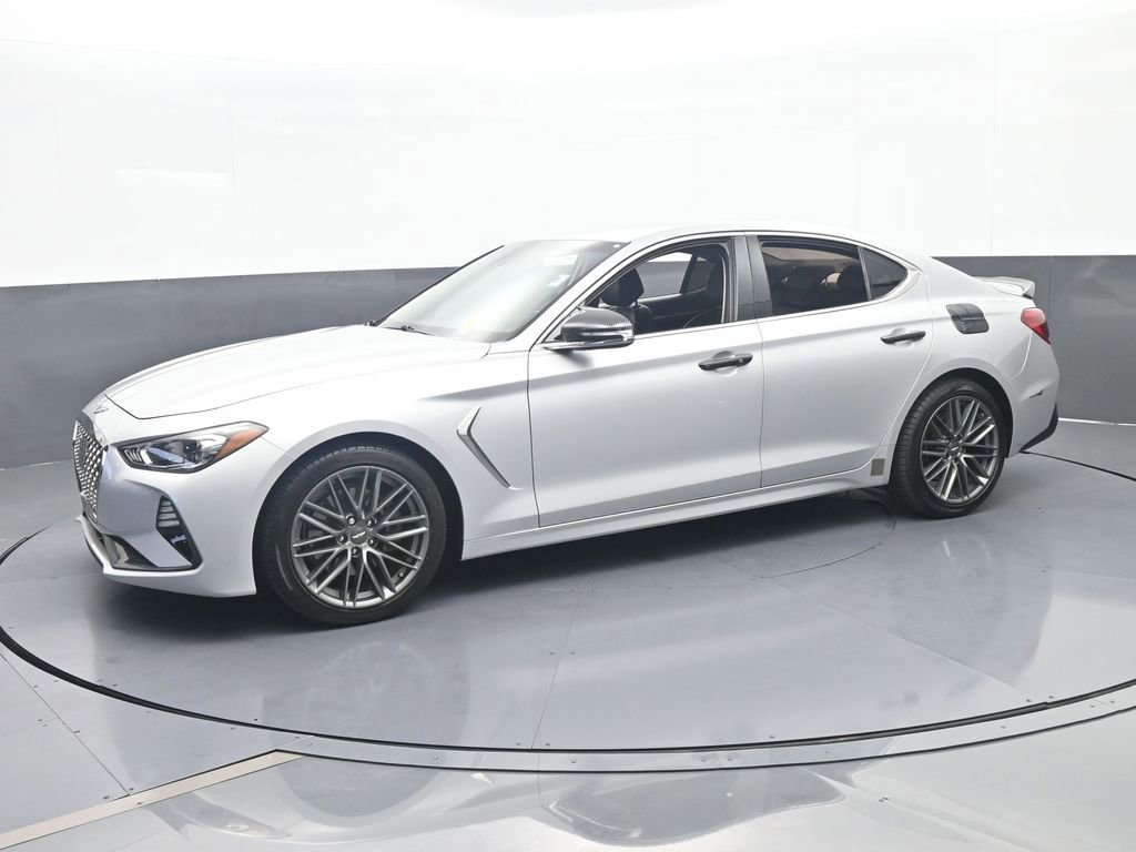 Used 2019 Genesis G70 2.0T Advanced RWD image 2