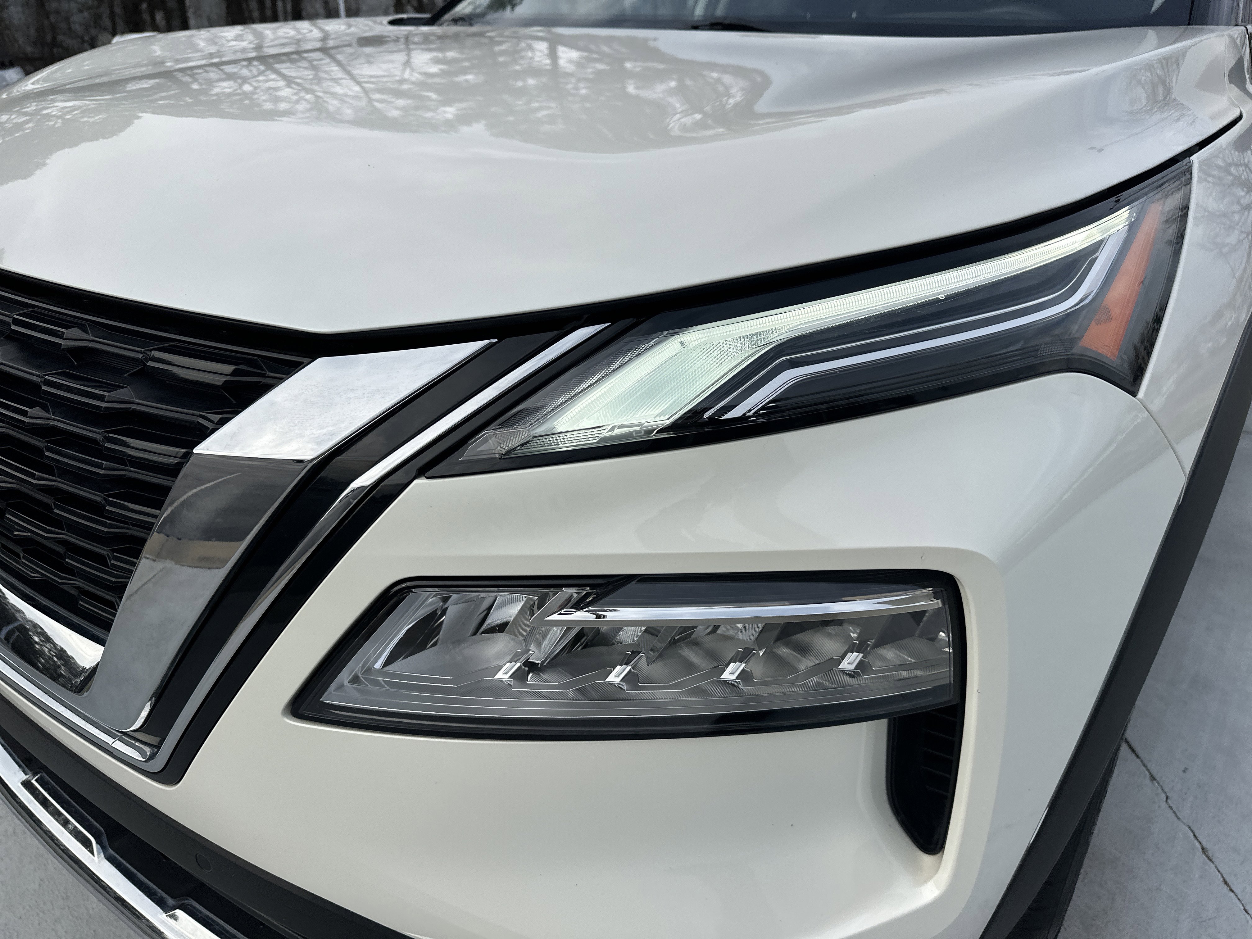 Used 2023 Nissan Rogue Platinum w/ Platinum Premium Package image 6