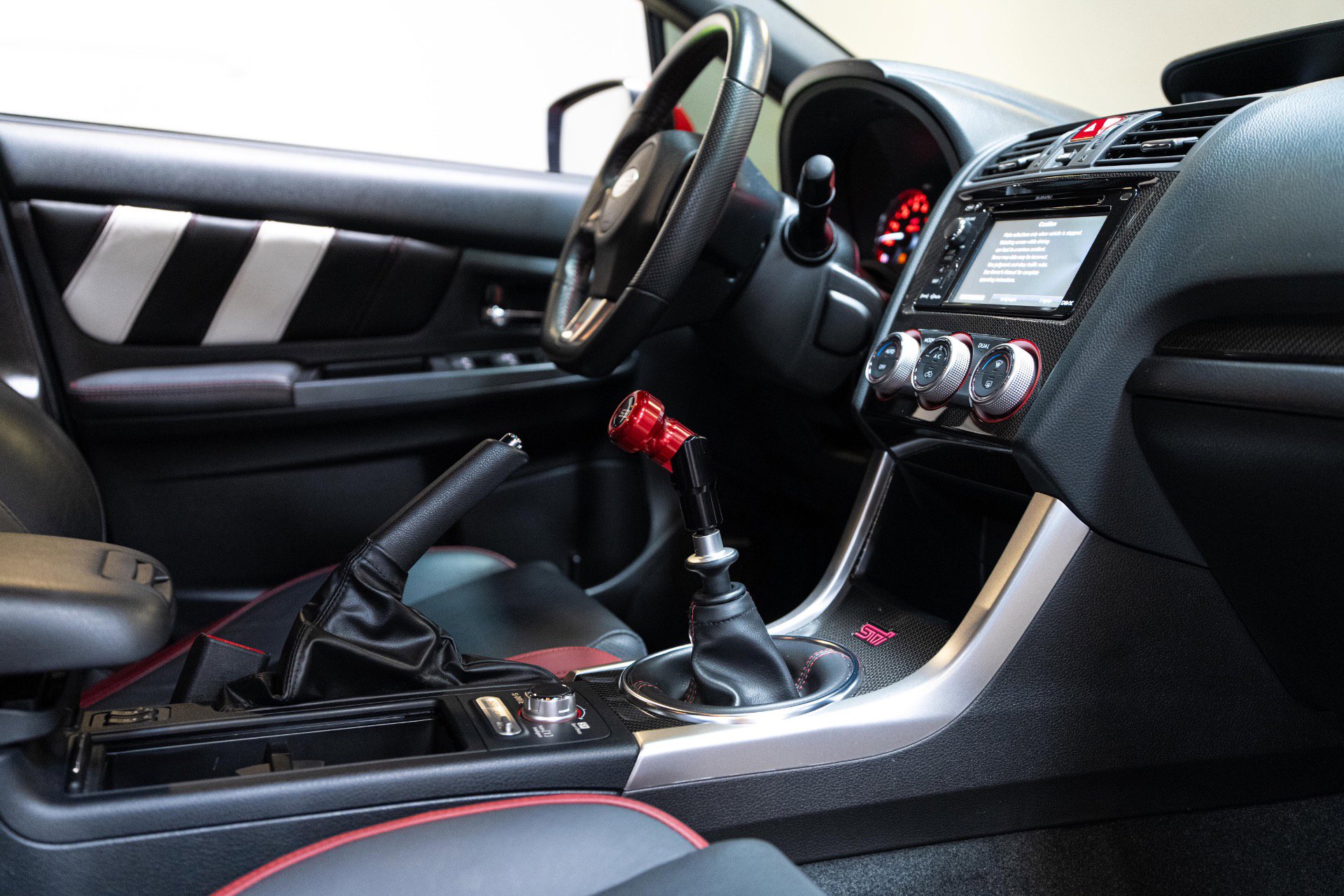 Used 2015 Subaru WRX STI Limited AWD/4WD image 81