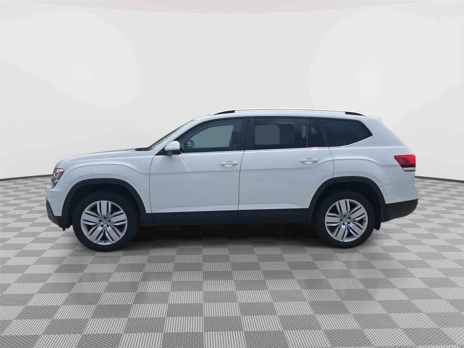 Used 2019 Volkswagen Atlas SE w/ Panoramic Sunroof Package AWD/4WD image 4