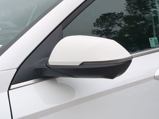 New 2024 Hyundai Kona Limited image 12