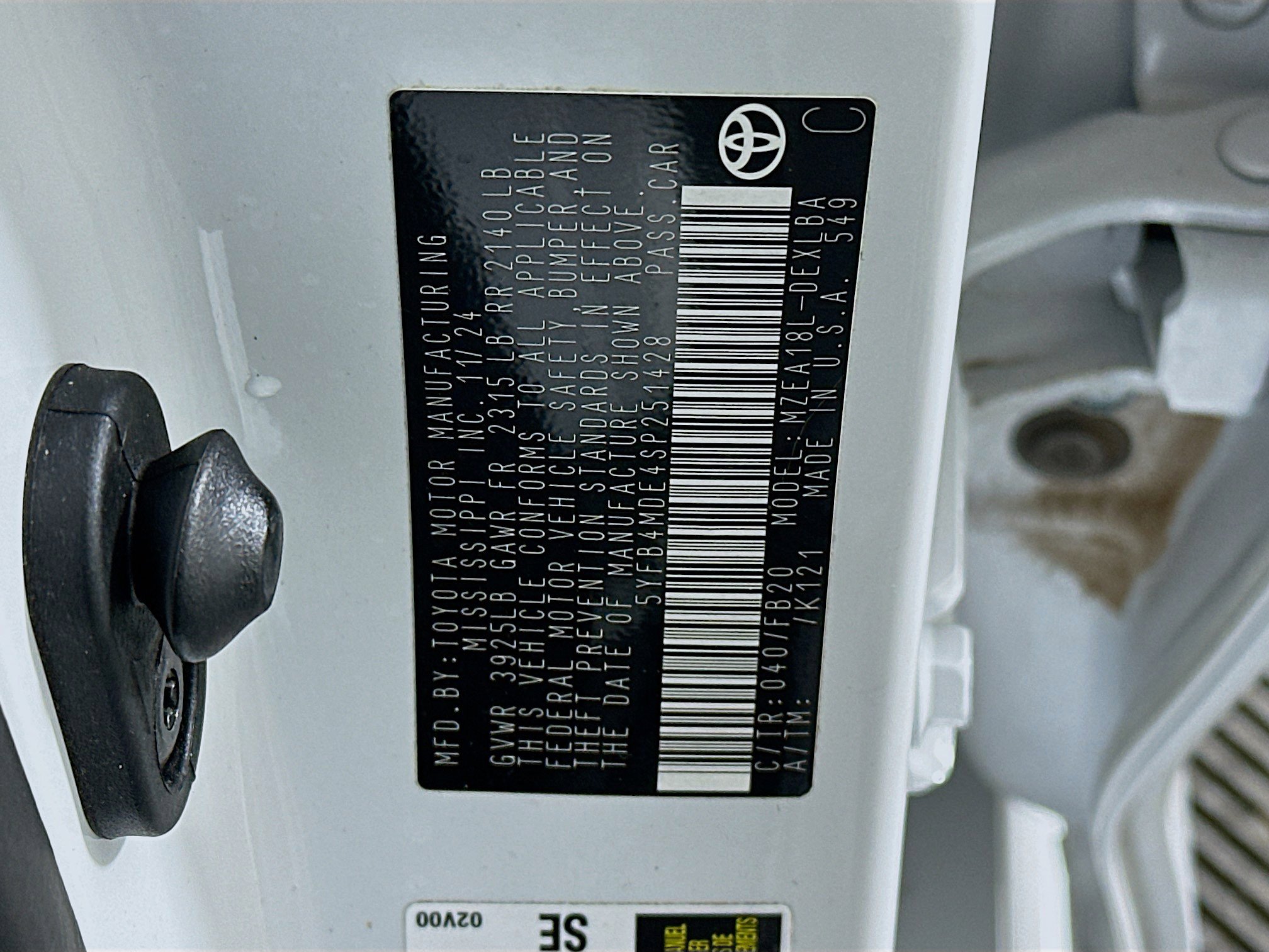 Used 2025 Toyota Corolla LE image 12