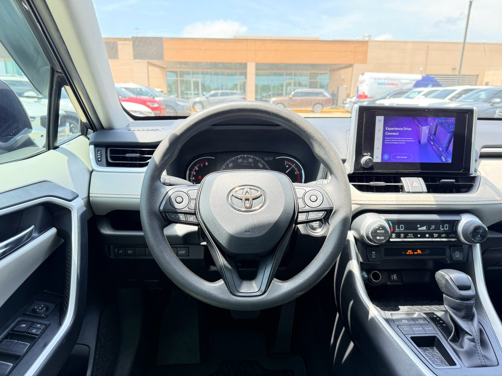 Used 2025 Toyota RAV4 XLE w/ Convenience Package FWD image 15