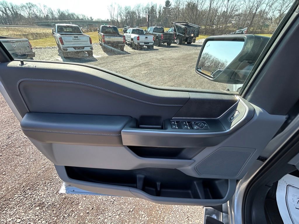 Used 2025 Ford F150 XLT w/ Equipment Group 301A Standard image 7