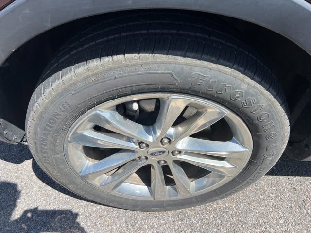 Used 2018 Ford Explorer Limited w/ Equipment Group 301A image 7