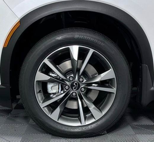 Certified 2026 INFINITI QX60 Pure w/ Cargo Package FWD image 12