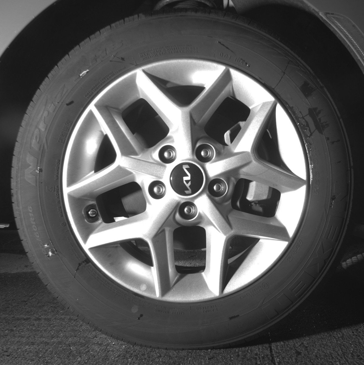 Used 2025 Kia Soul LX w/ LX Technology Package image 13