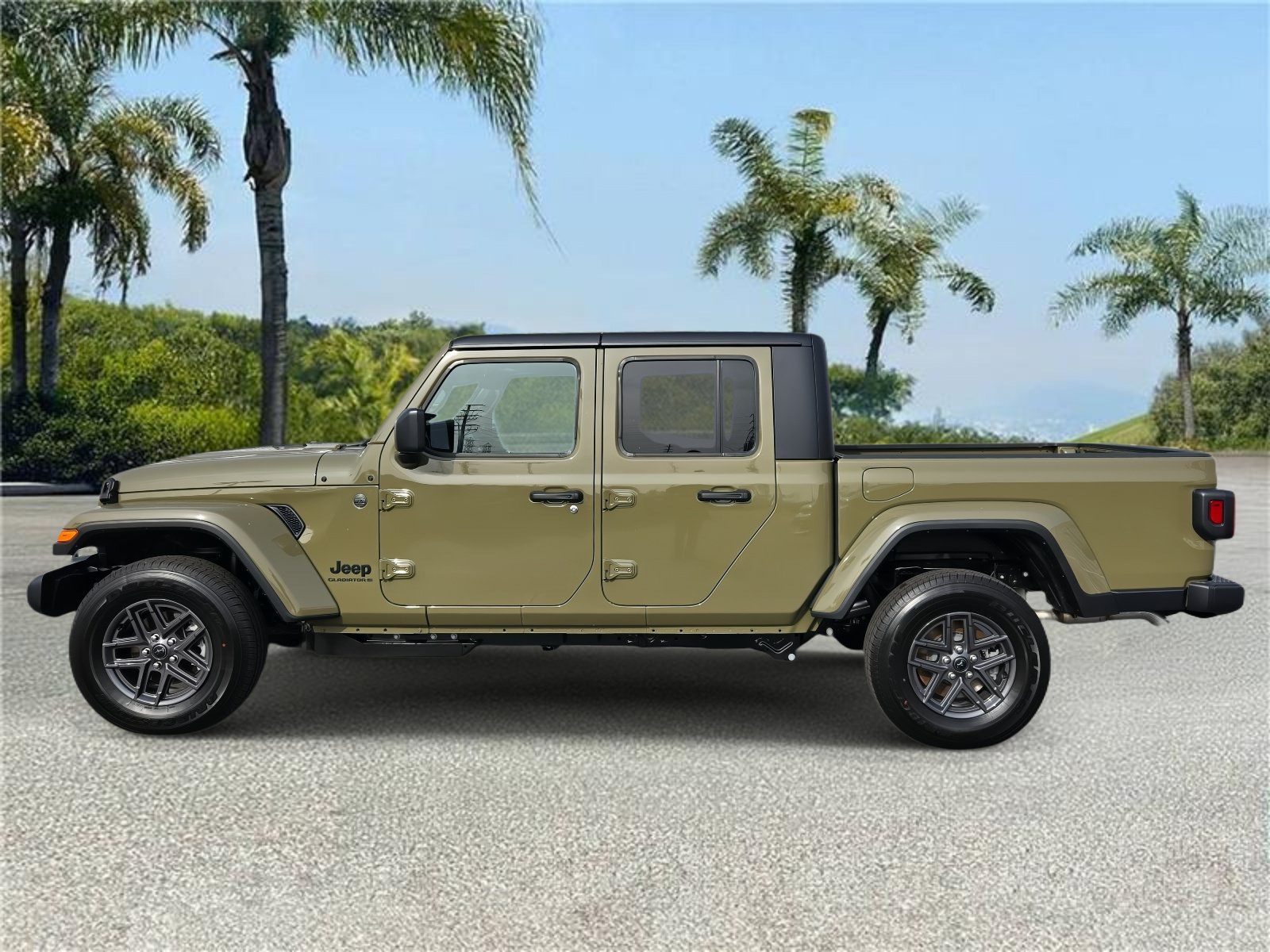 New 2026 Jeep Gladiator Sport AWD/4WD image 2