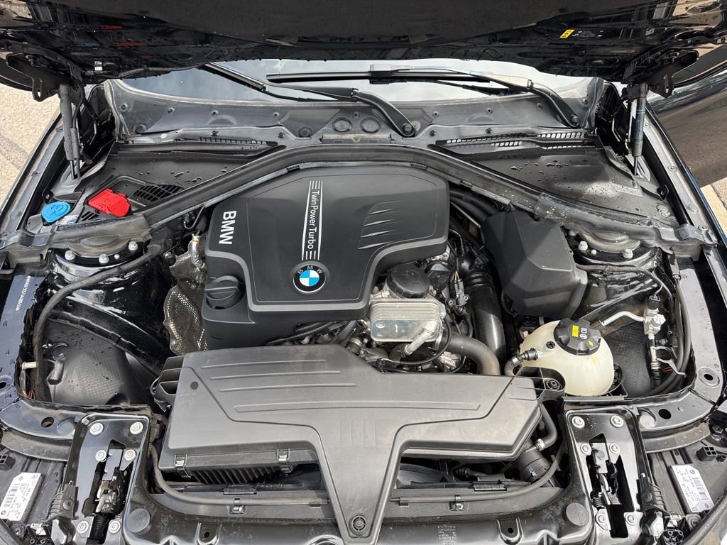 Used 2018 BMW 320i xDrive Sedan AWD/4WD image 26