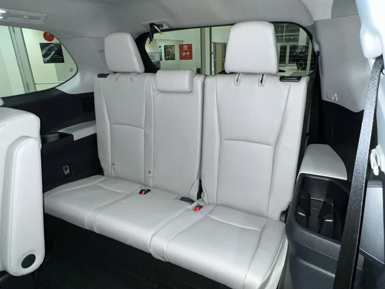 New 2026 Toyota Grand Highlander XLE image 11