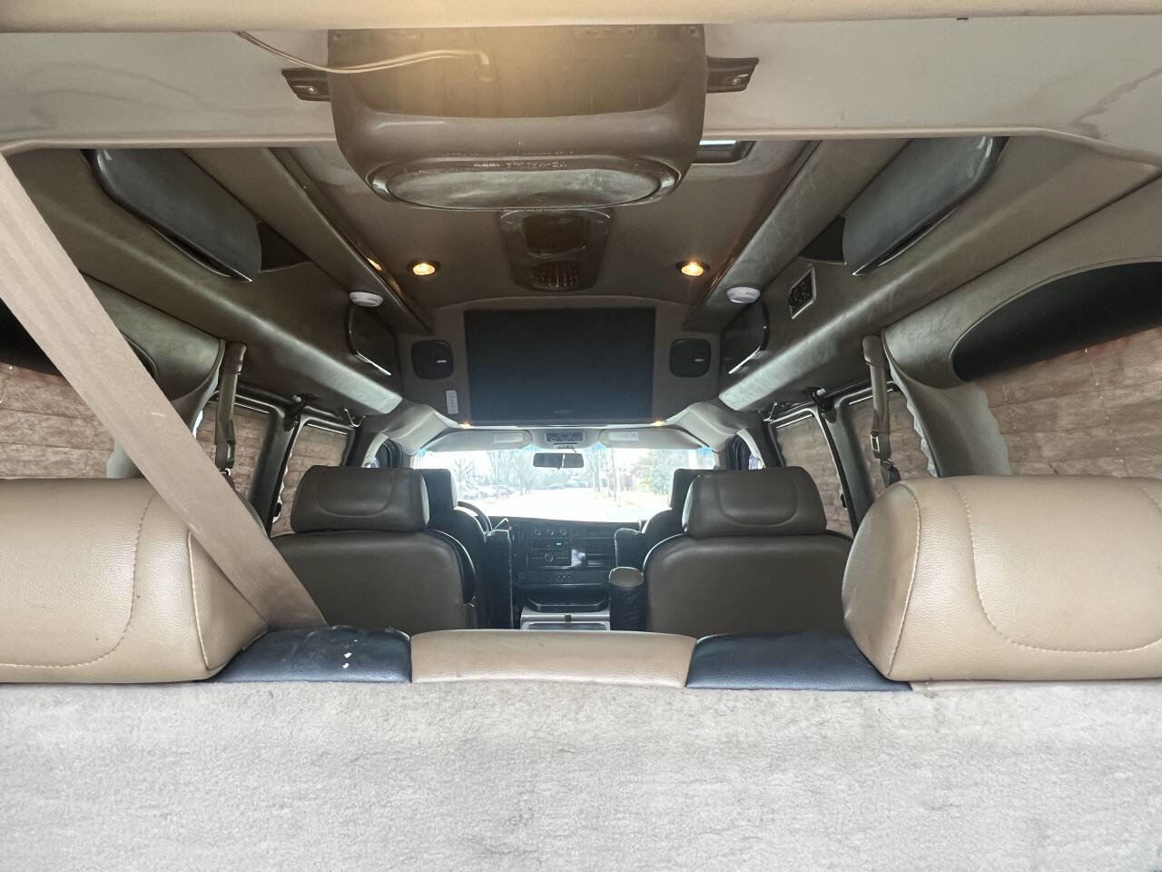 Used 2014 GMC Savana 1500 image 39