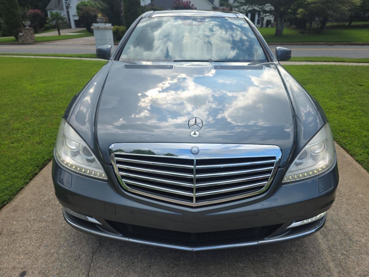 Used 2011 Mercedes-Benz S 550 4MATIC w/ Premium 2 Pkg image 8